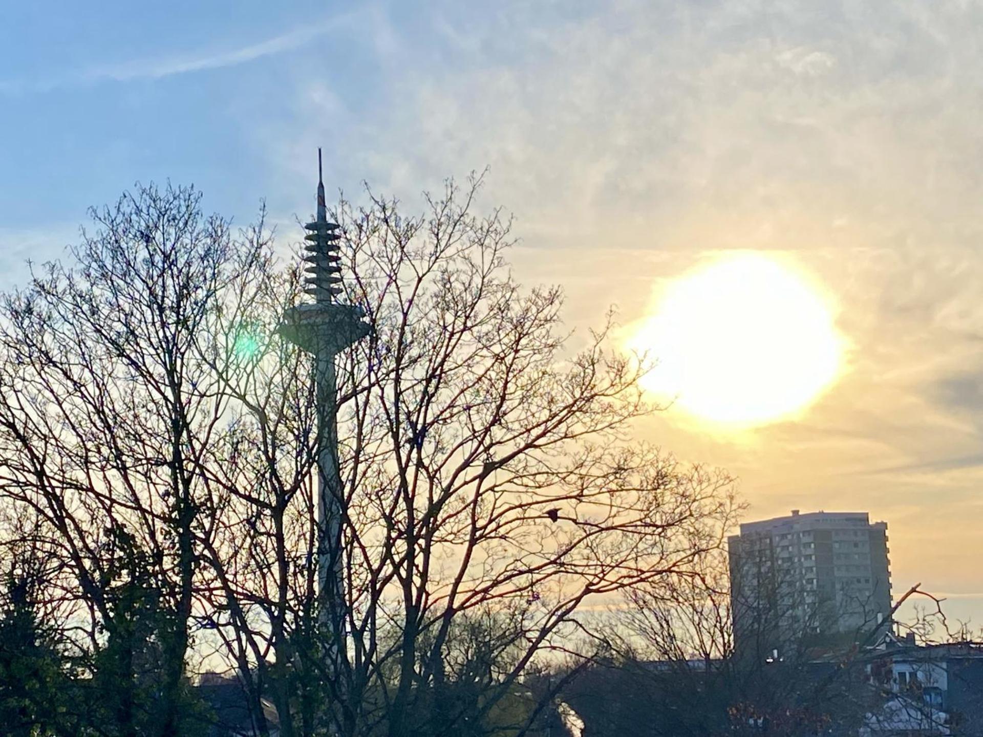 Schoenes Erwachen Im Frankfurter Penthouse Frankfurt am Main Dış mekan fotoğraf